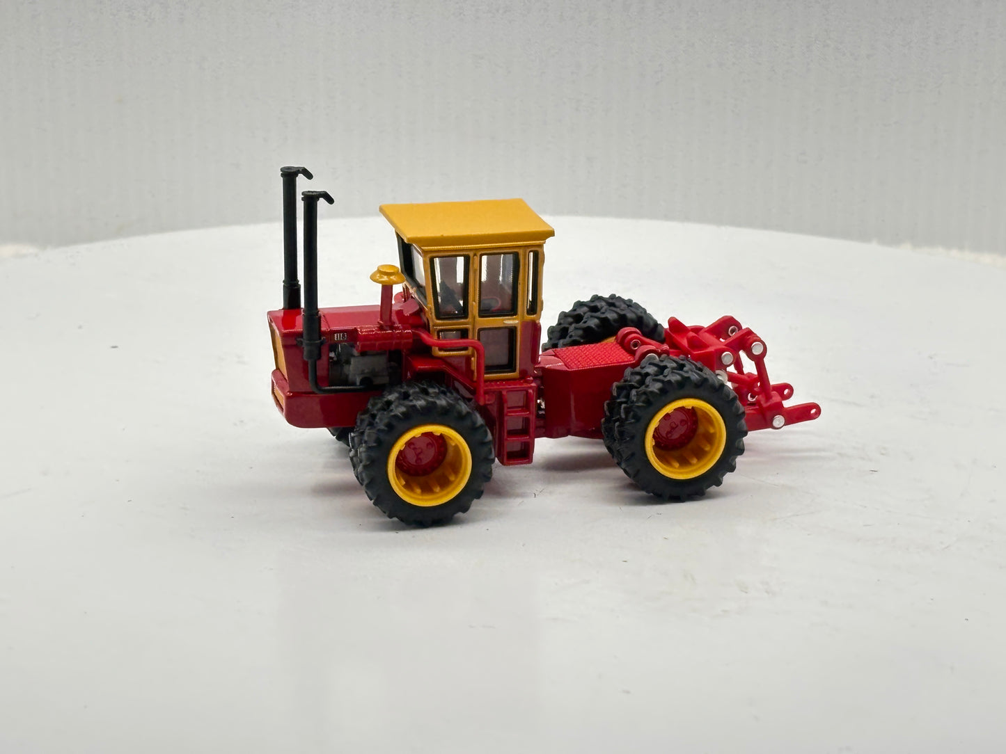 1/64 Versatile 118 Prestige