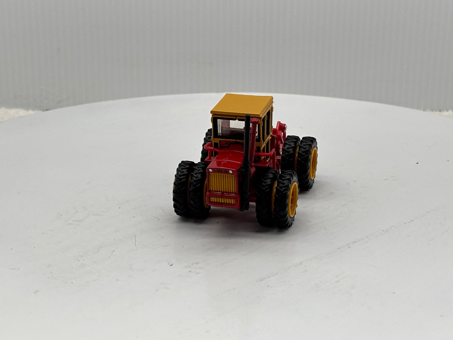 1/64 Versatile 125 Prestige