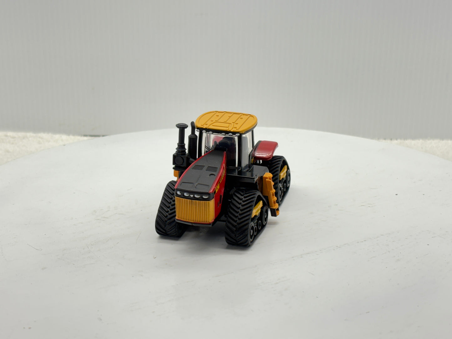 1/64 Versatile 620 DeltaTrak