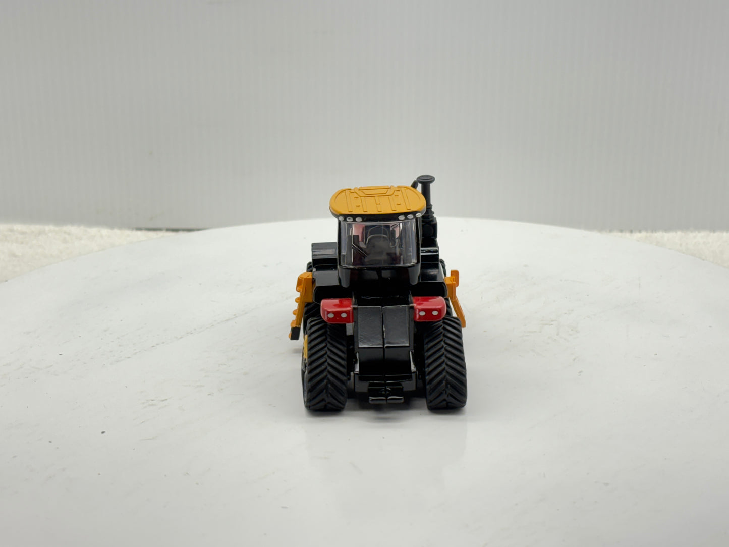 1/64 Versatile 620 DeltaTrak
