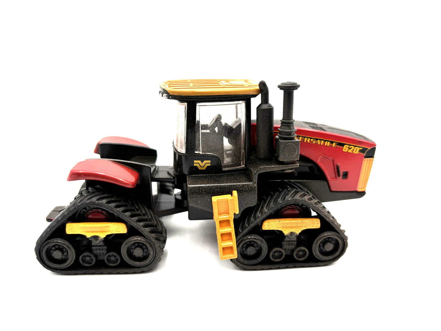 1/64 Versatile 620 DeltaTrak Dusty Chase