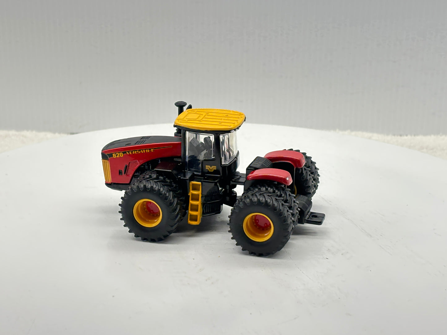 1/64 Versatile 620 Duals