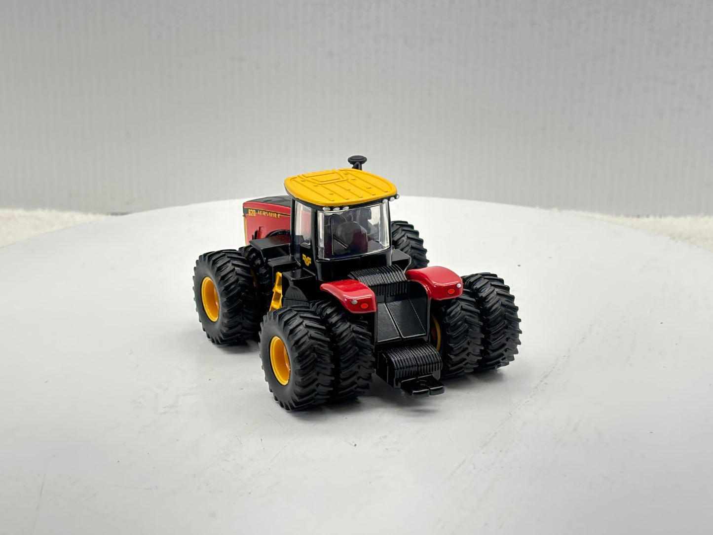 1/64 Versatile 620 Duals
