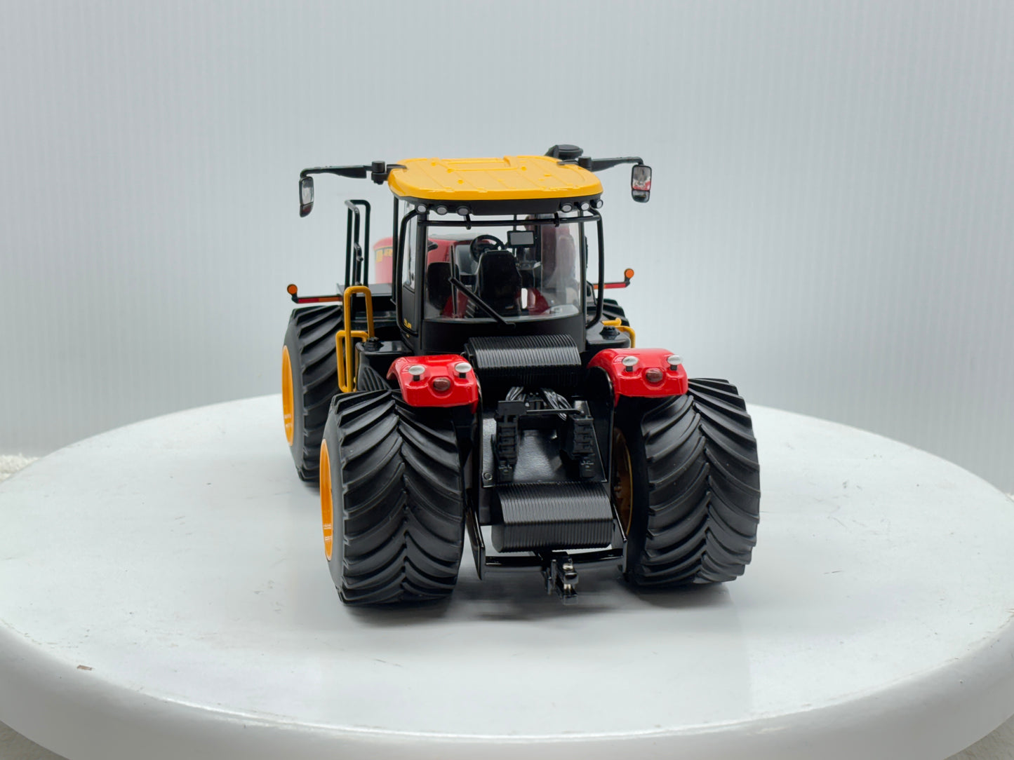 1/32 Versatile 620 LSW