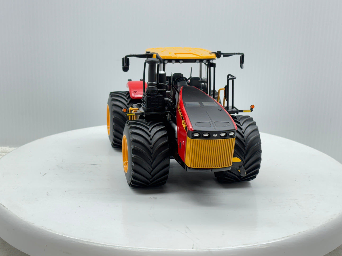1/32 Versatile 620 LSW