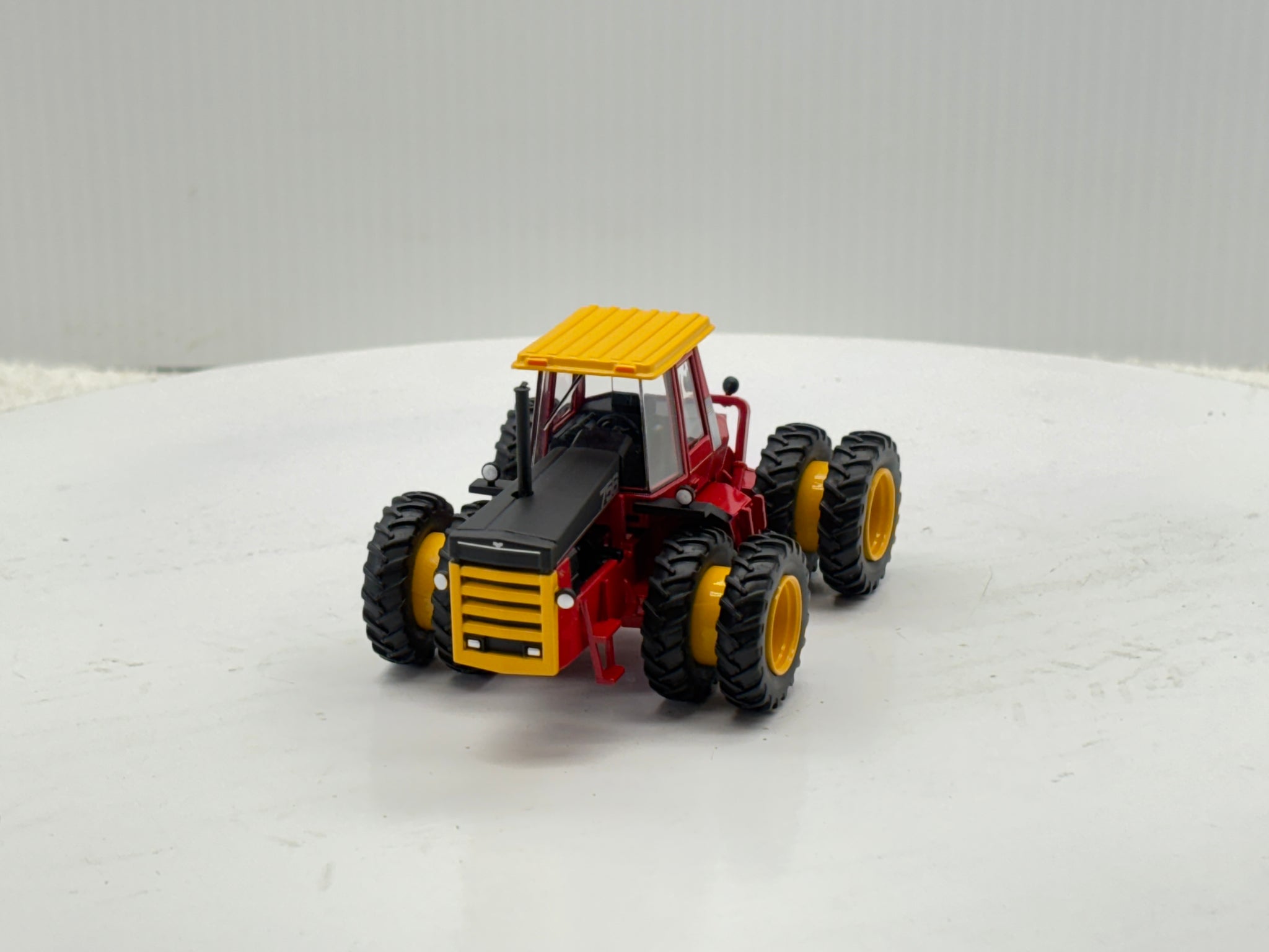 1/64 Versatile 756