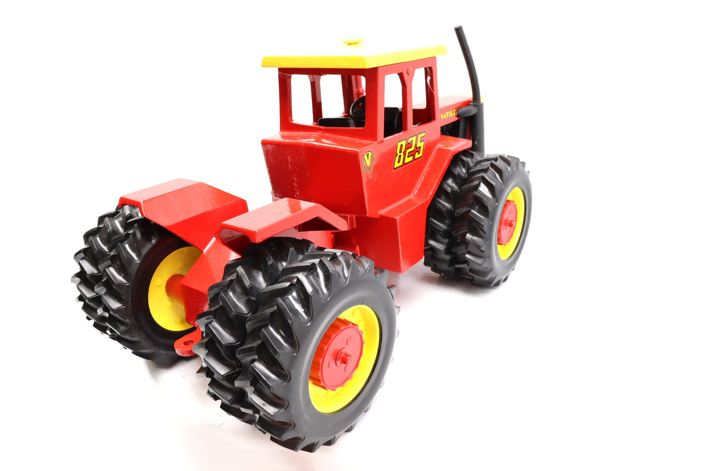 1/16 Versatile 825