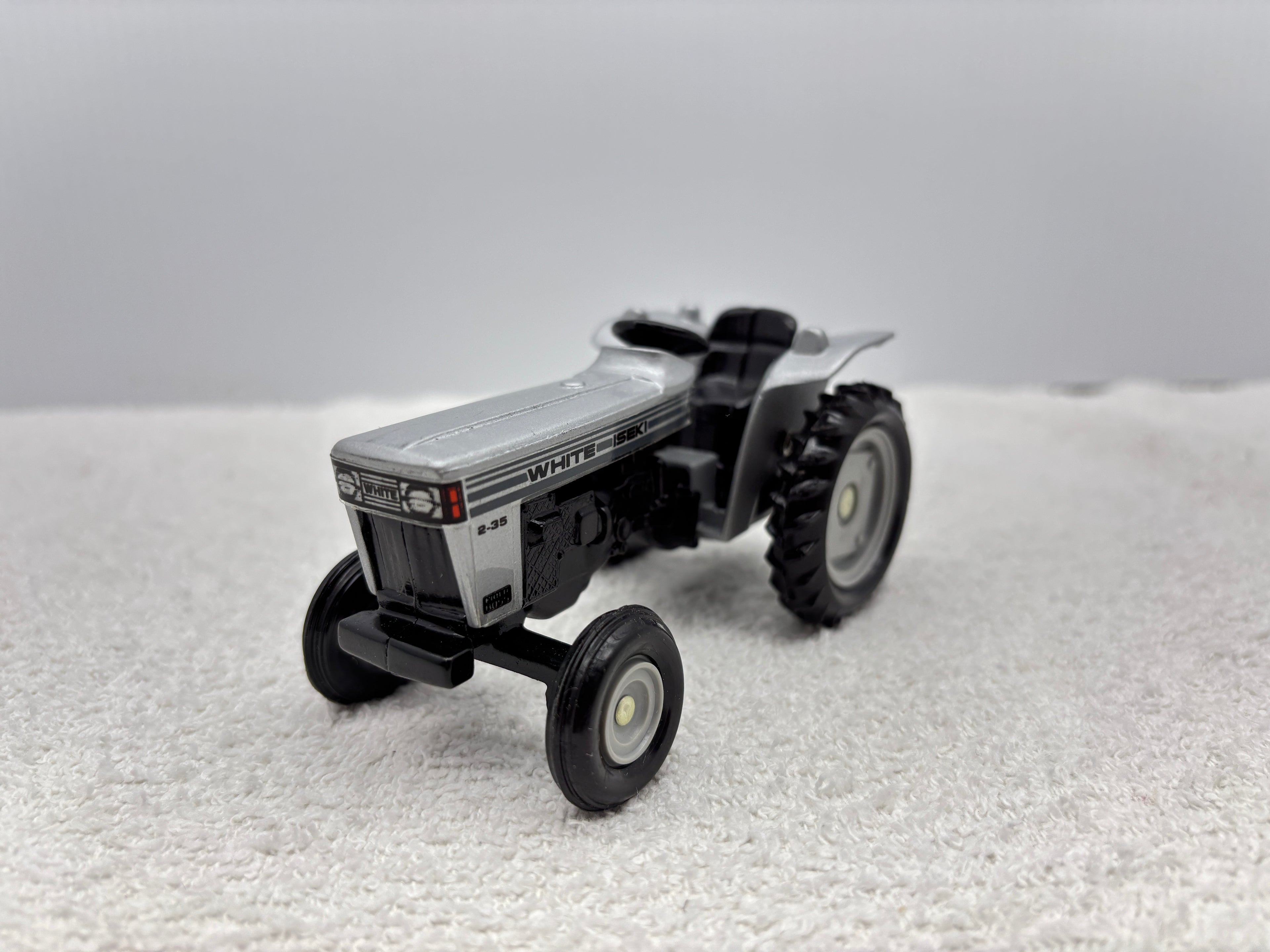 1/25 WFE 2-35 Field Boss Silver Stripe