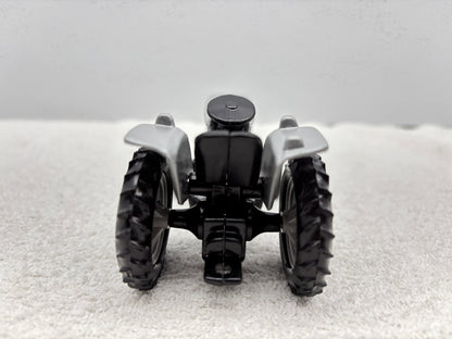 1/25 WFE 2-35 Field Boss Silver Stripe