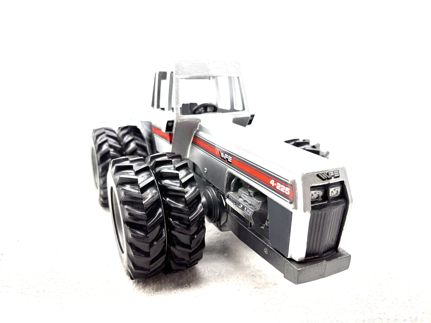 1/16 WFE 4-225 Field Boss 4wd