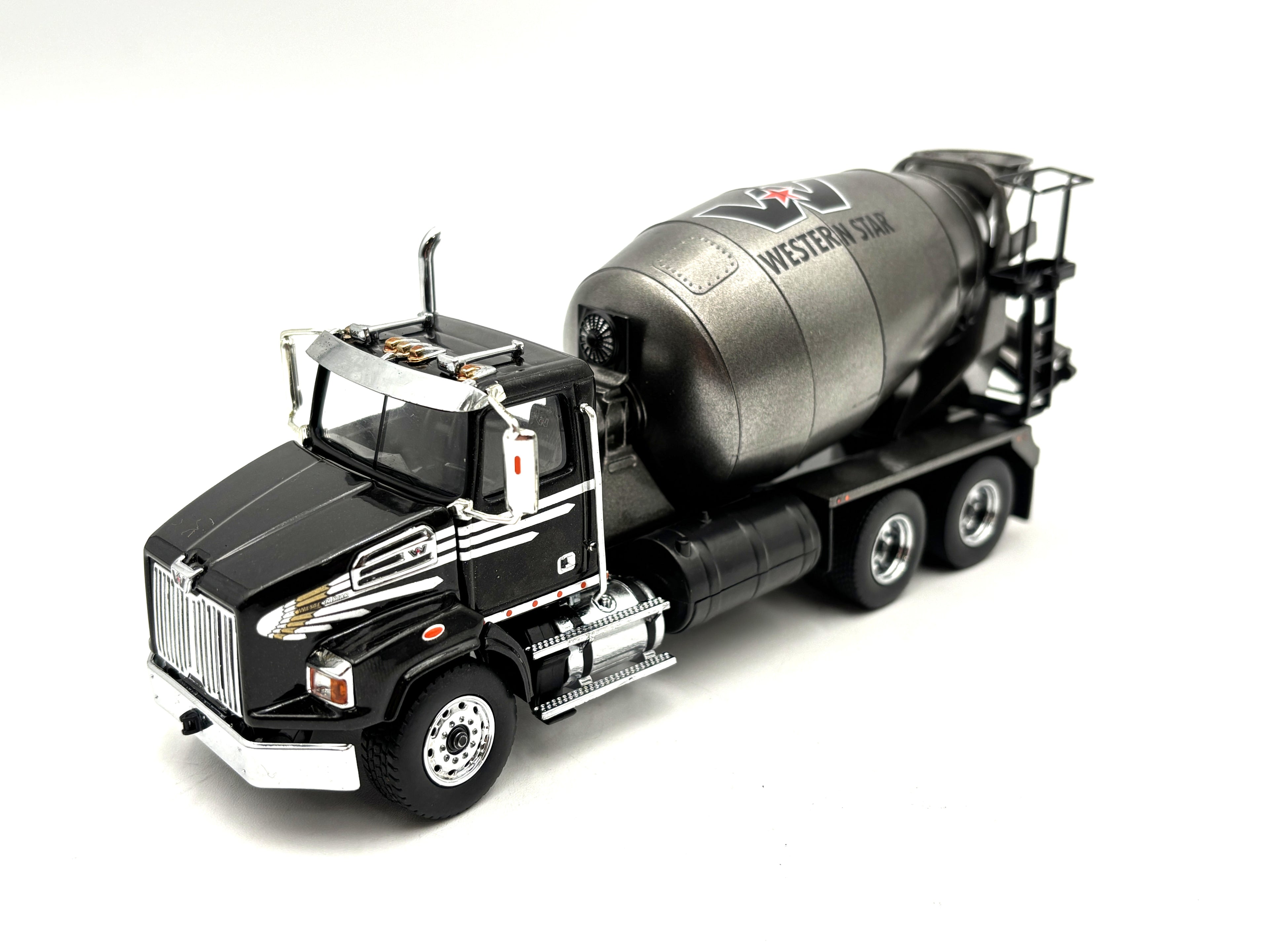 1/50 Western Star 4700SB Concrete Mixer
