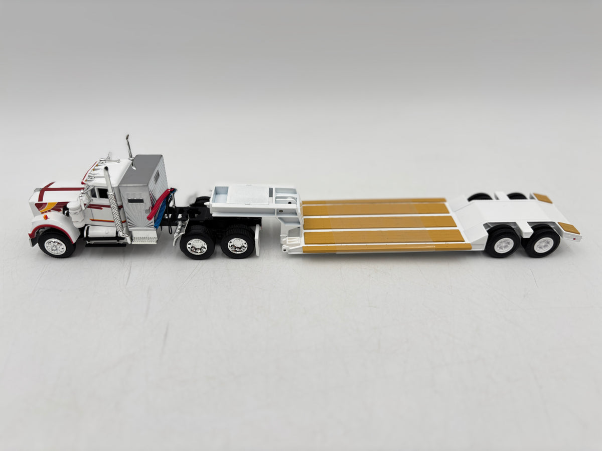 1/64 Western Star 4900 with Vintage Rogers Lowboy
