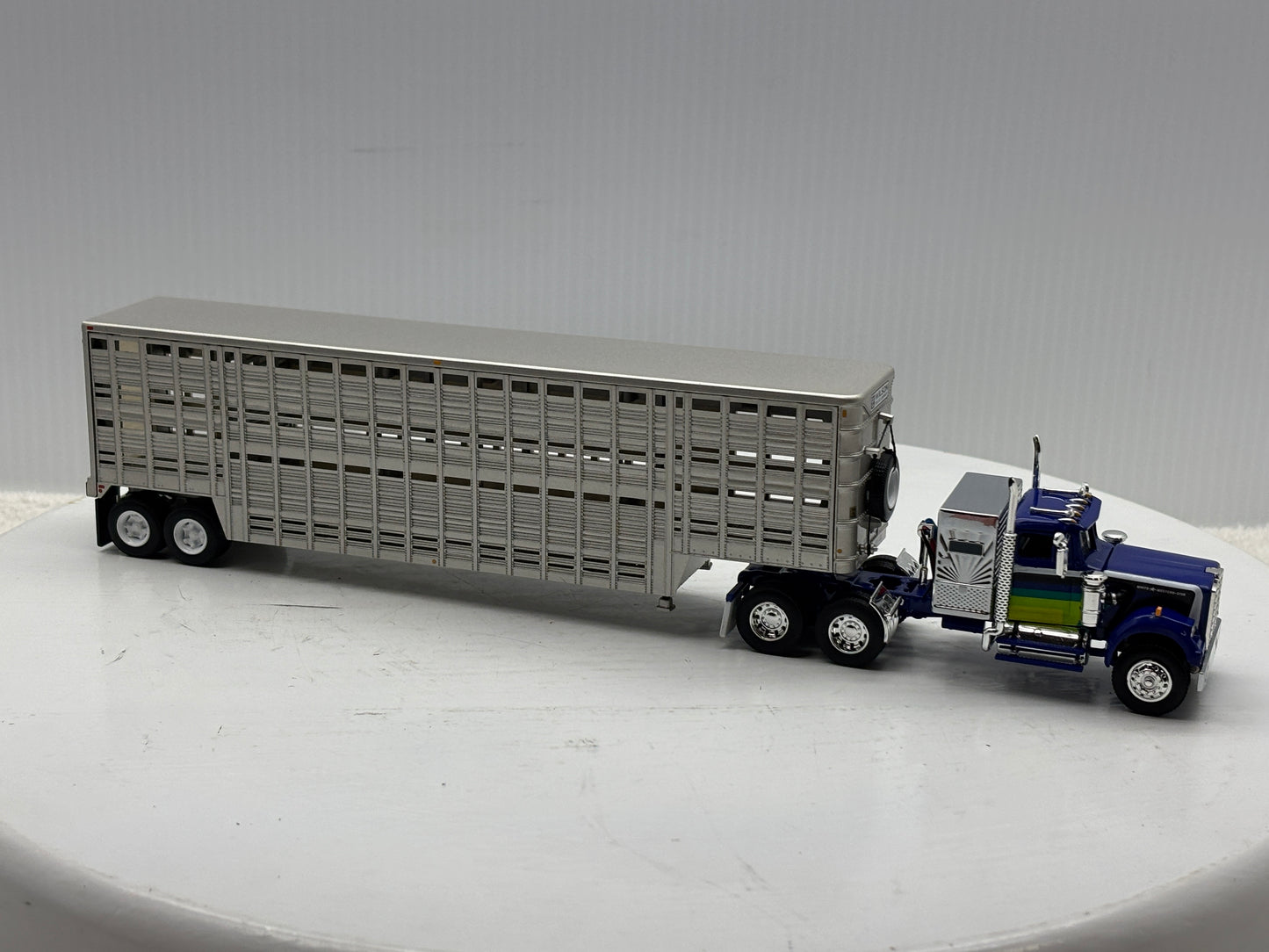 1/64 Western Star 4900 36'' Flat Top