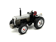 1/64 White 2-105 MFWD