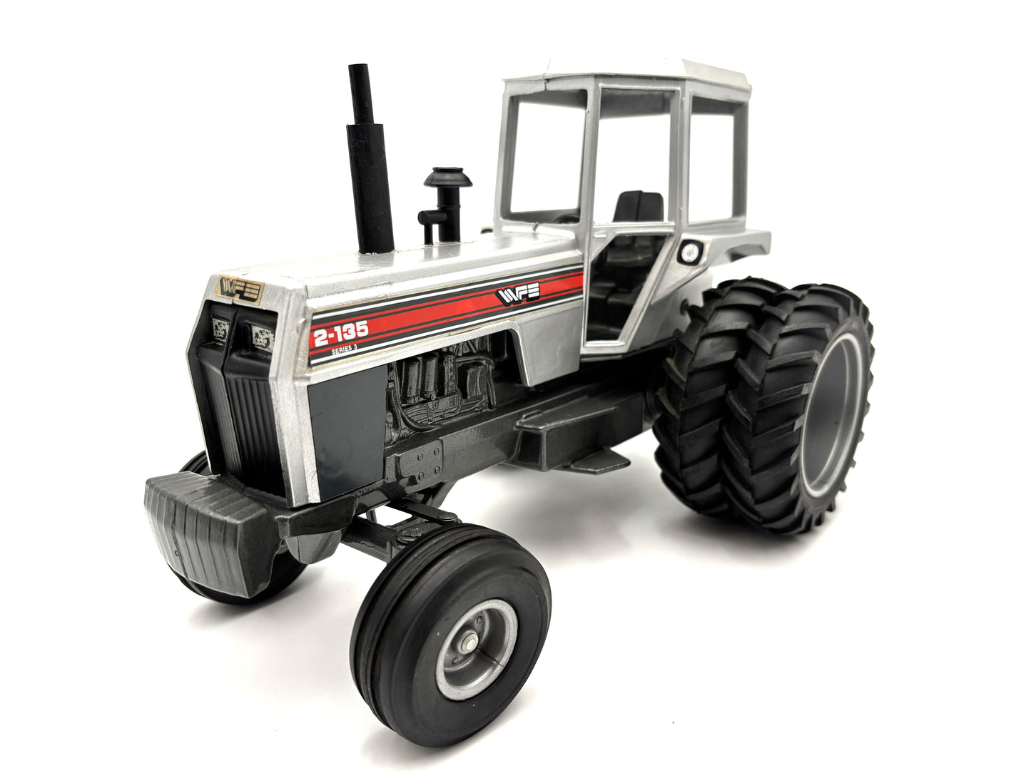 1/16 White 2-135  Series 3