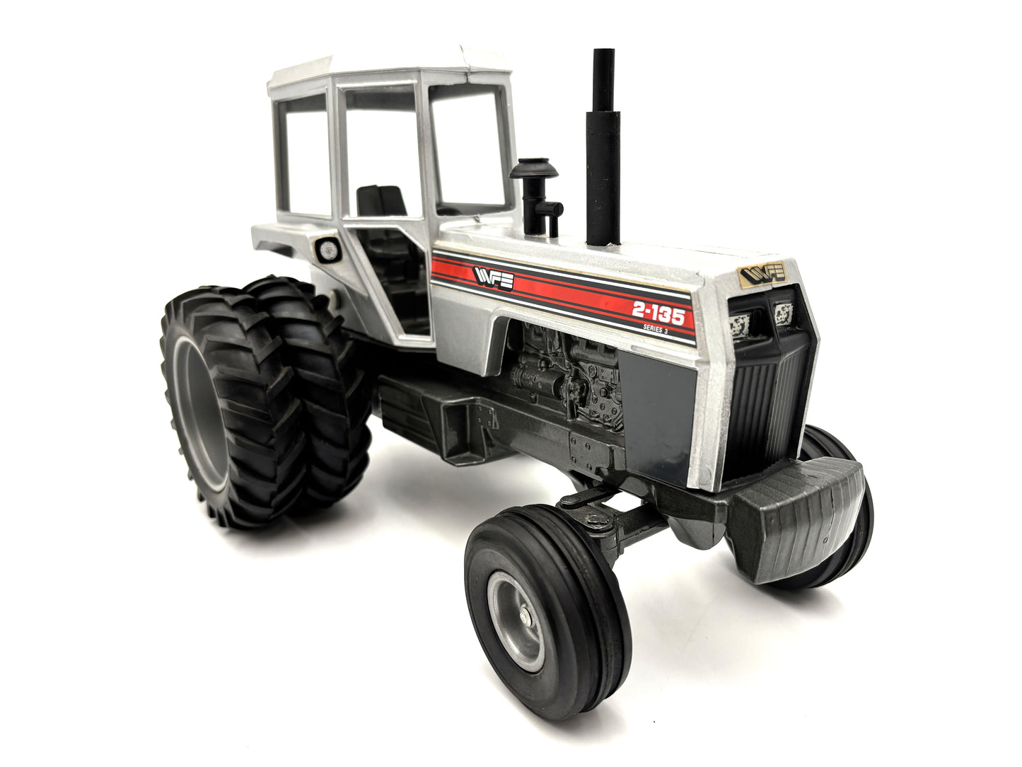 1/16 White 2-135  Series 3