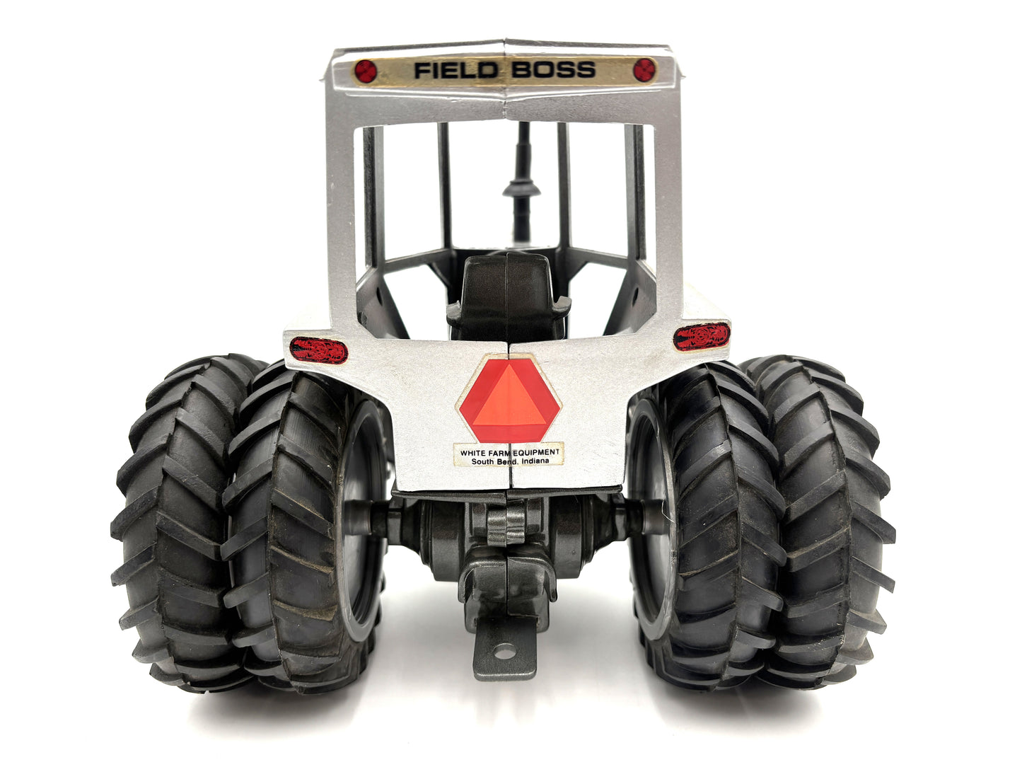 1/16 White 2-135  Series 3