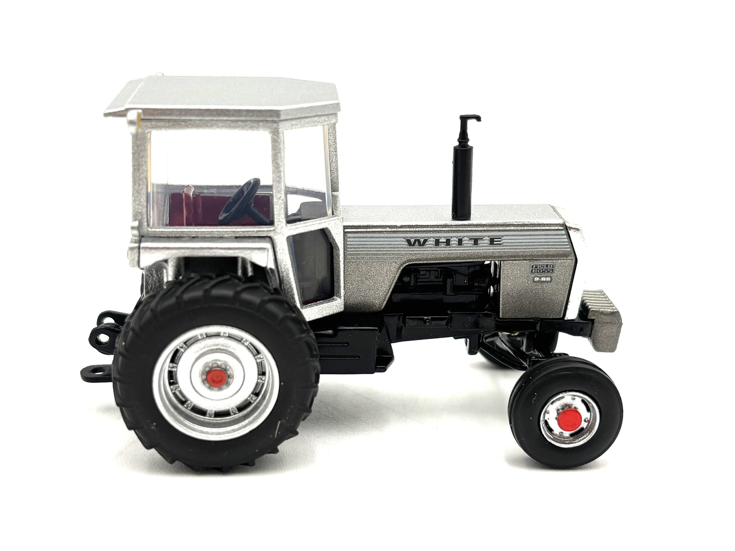 1/64 White 2-85 Silver Stripe