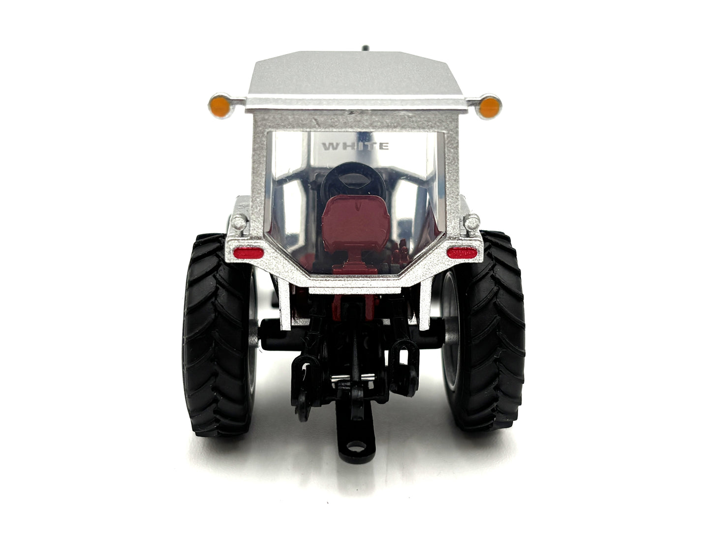 1/64 White 2-85 Silver Stripe