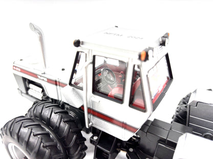 1/32 White 4-250 Red Stripe