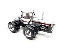 1/32 White 4-250 Red Stripe