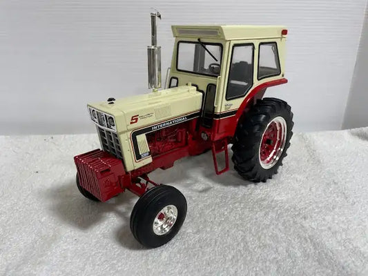 *NEW* 1/16 INTERNATIONAL 1066 5,000,000th Precision Farm Toy