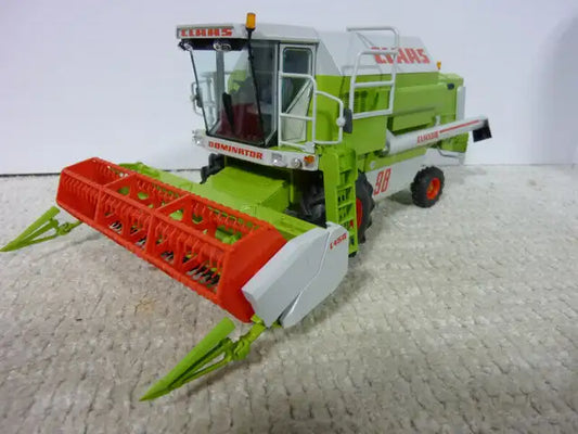 *ONE LEFT* 1/32 CLAAS 98 DOMINATOR Farm Toy Combine