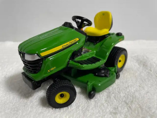 *SHARP* 1/16 JOHN DEERE 110/X394 Garden Tractor Farm Toy Set