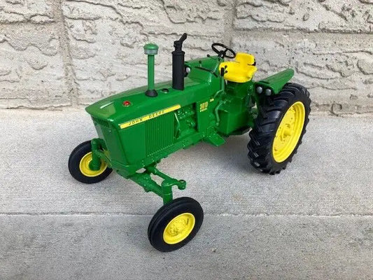 *SHARP* 1/16 JOHN DEERE 3010 Diesel Farm Toy Tractor